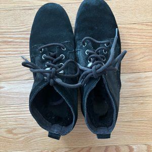 Ugg Neumel Boots, SIze 8, Black
